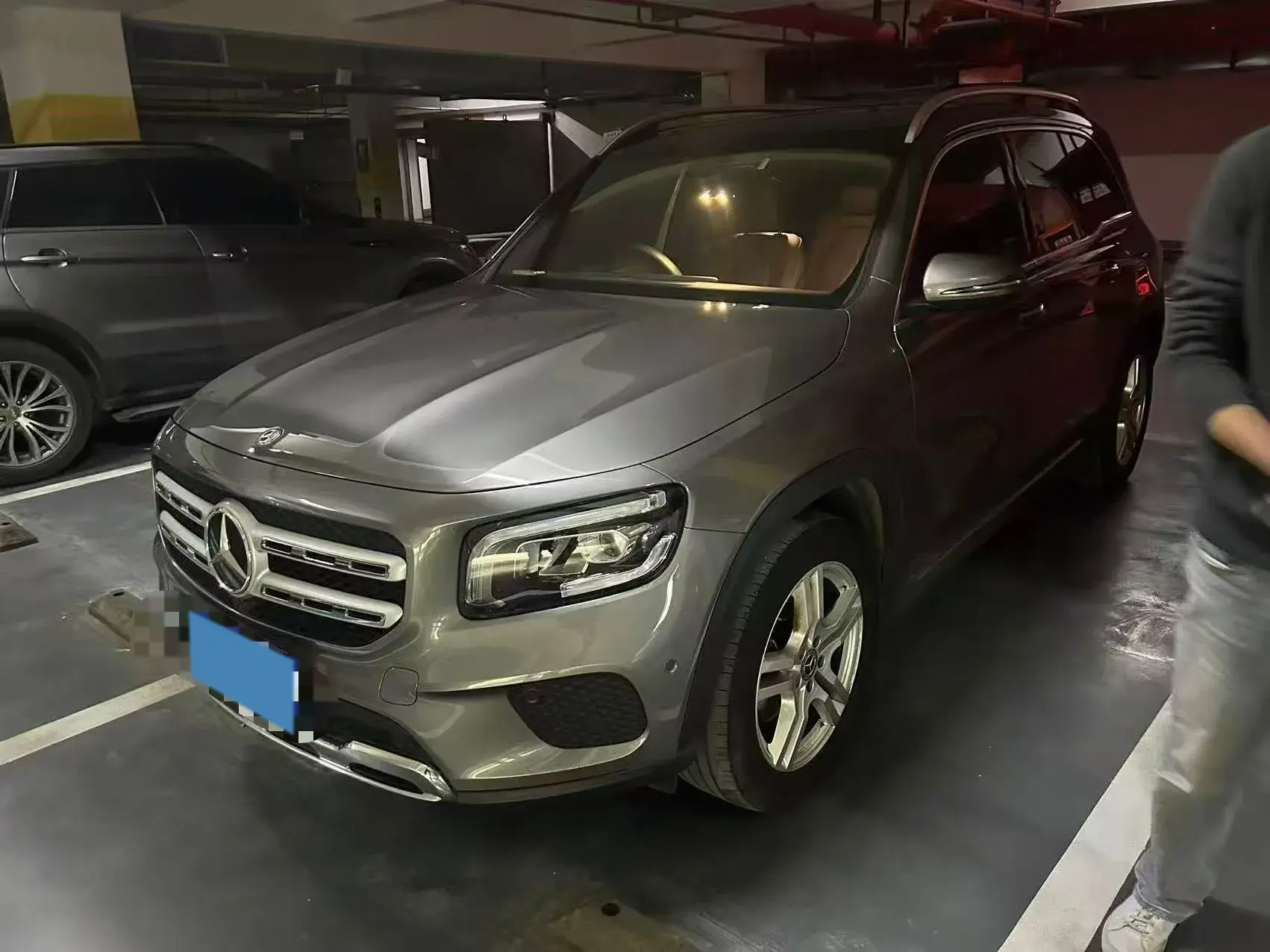 2020 MERCEDES-BENZ GLB view 1