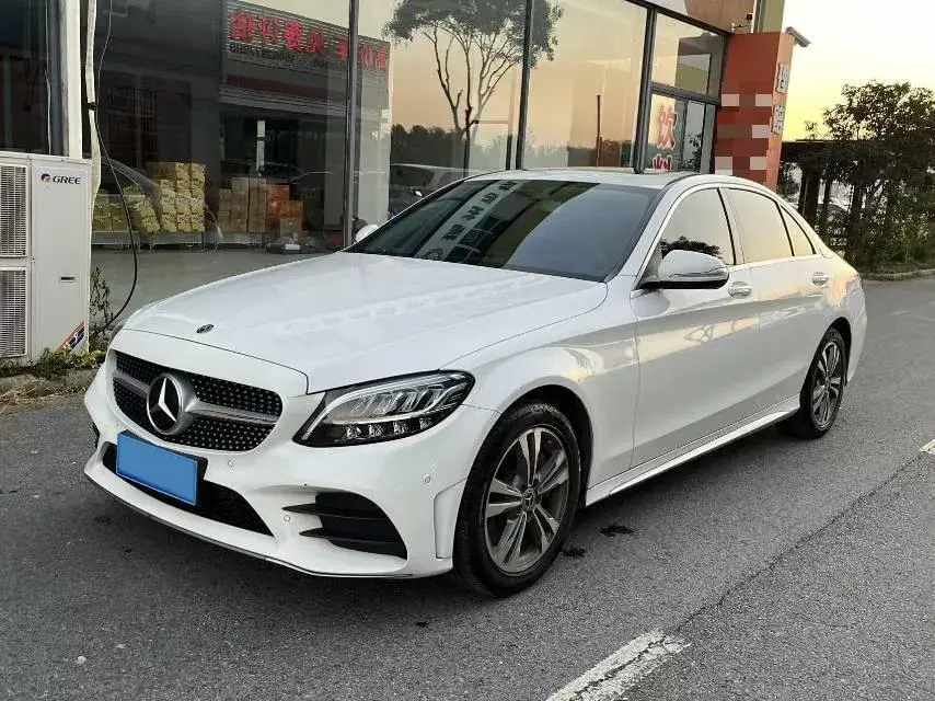 2020 MERCEDES-BENZ C view 1