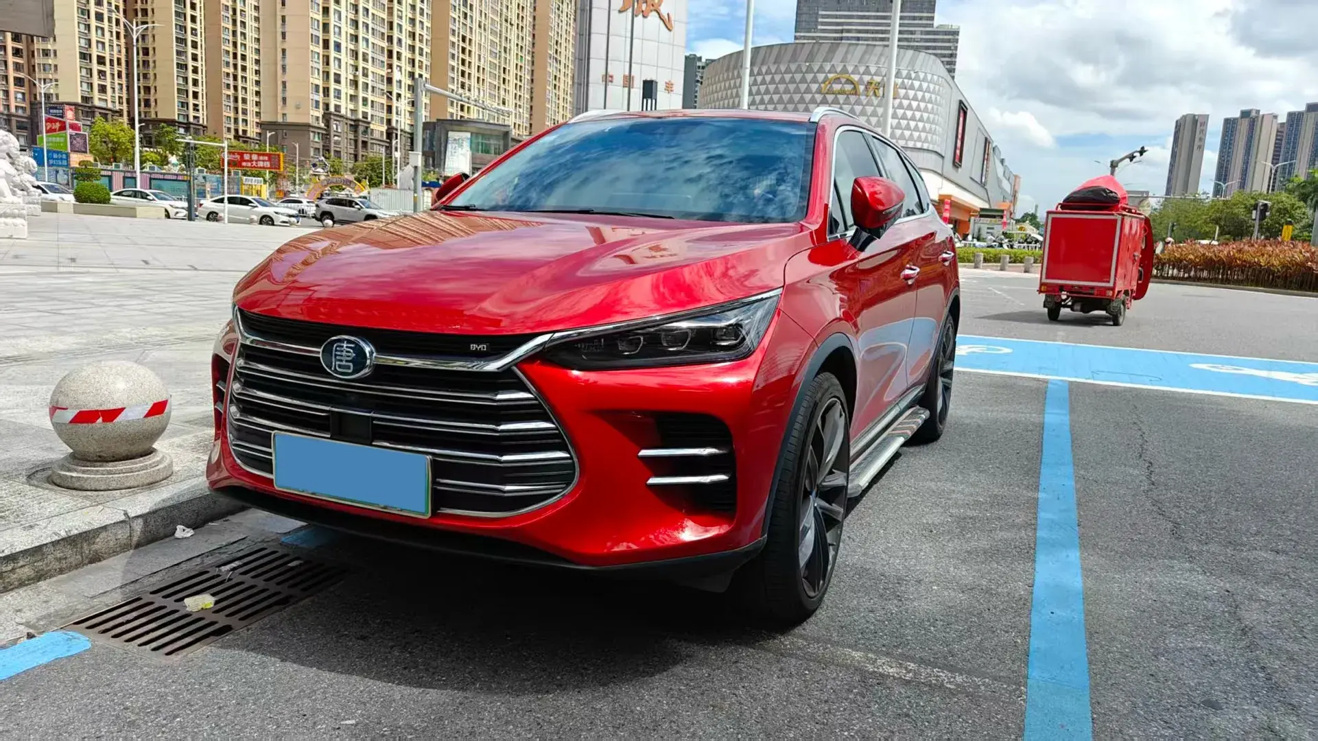 2018 BYD TANG view 1