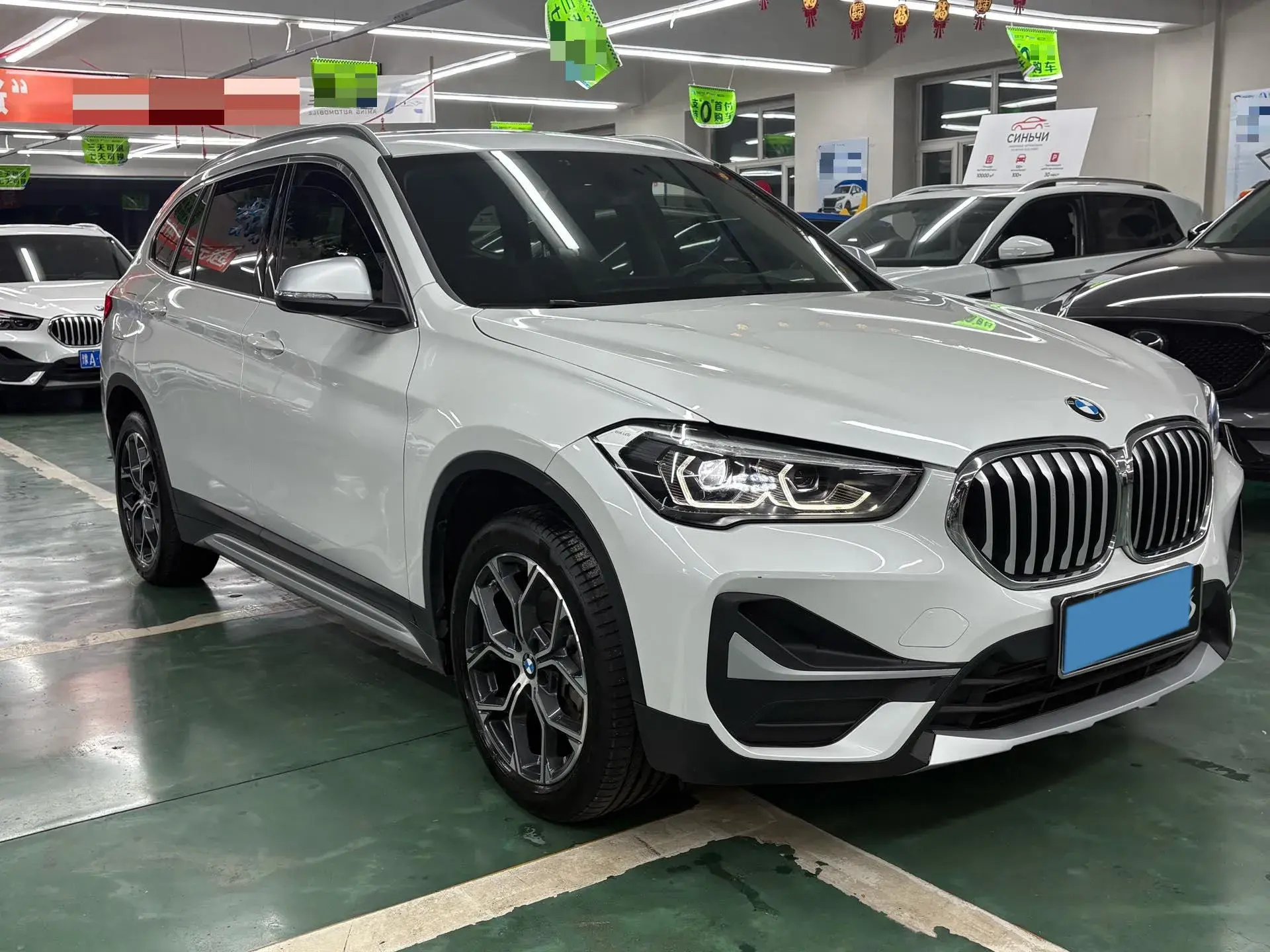 2022 BMW X1 thumbnail 3