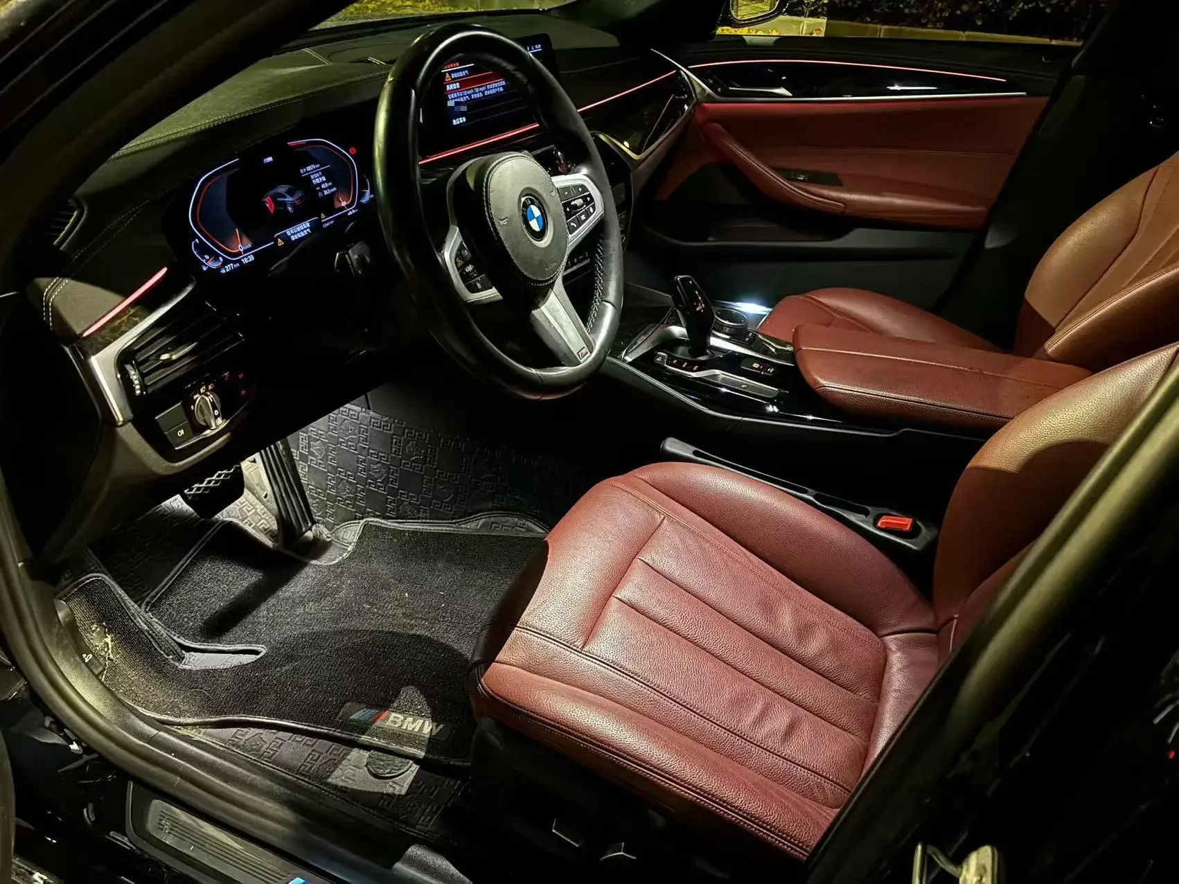 2020 BMW 5 thumbnail 3