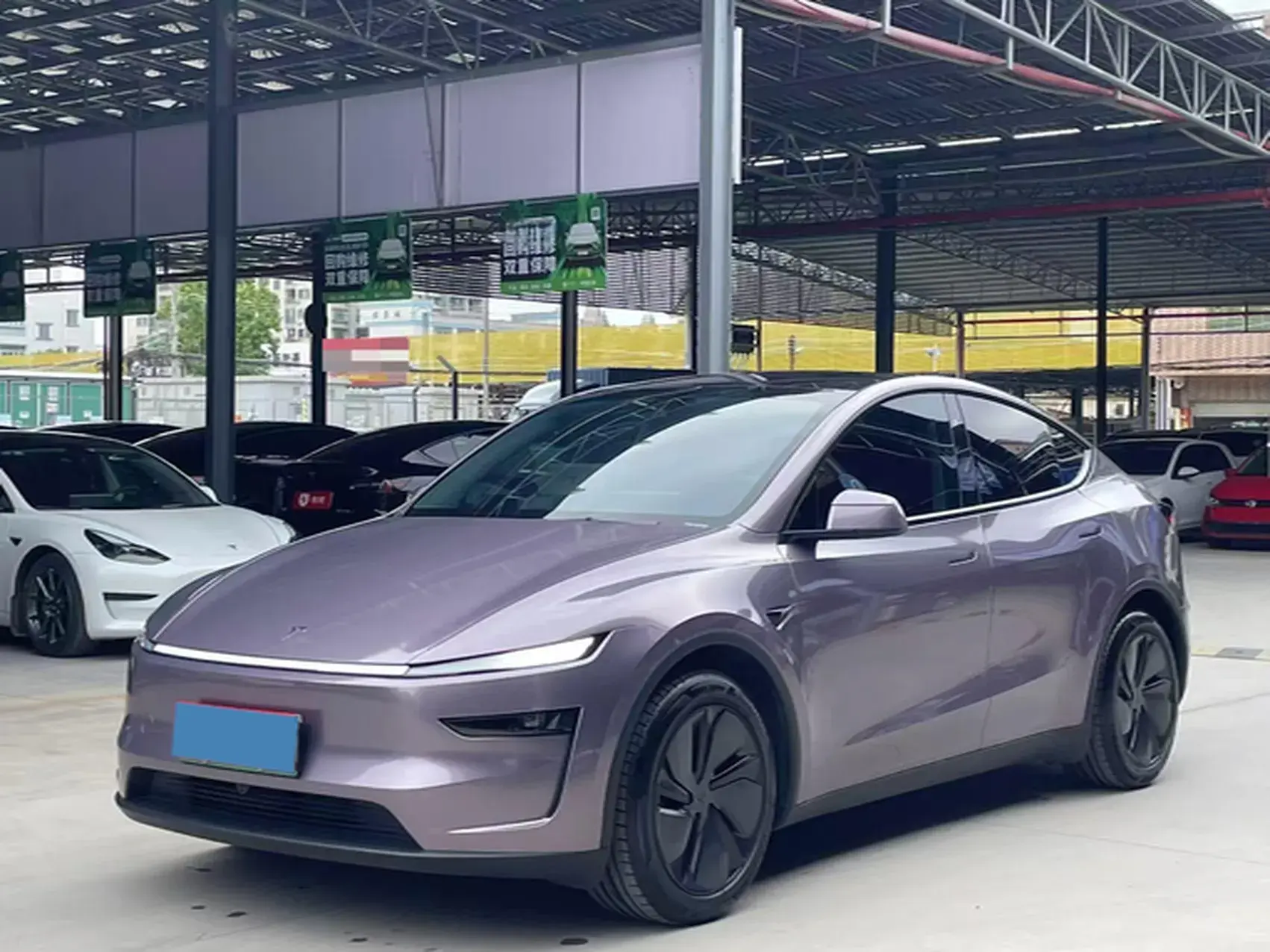 2025 TESLA MODEL view 1