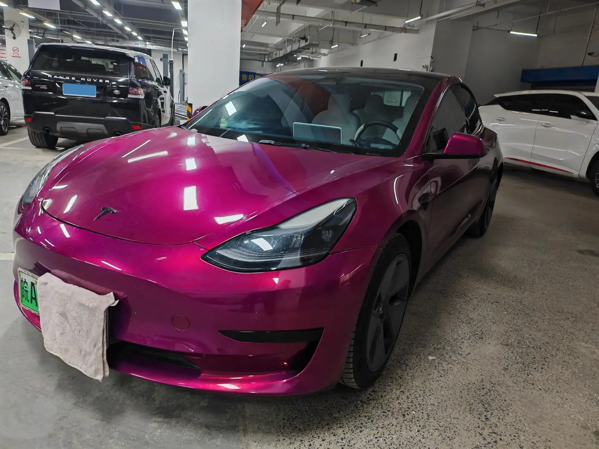 2022 TESLA MODEL view 1