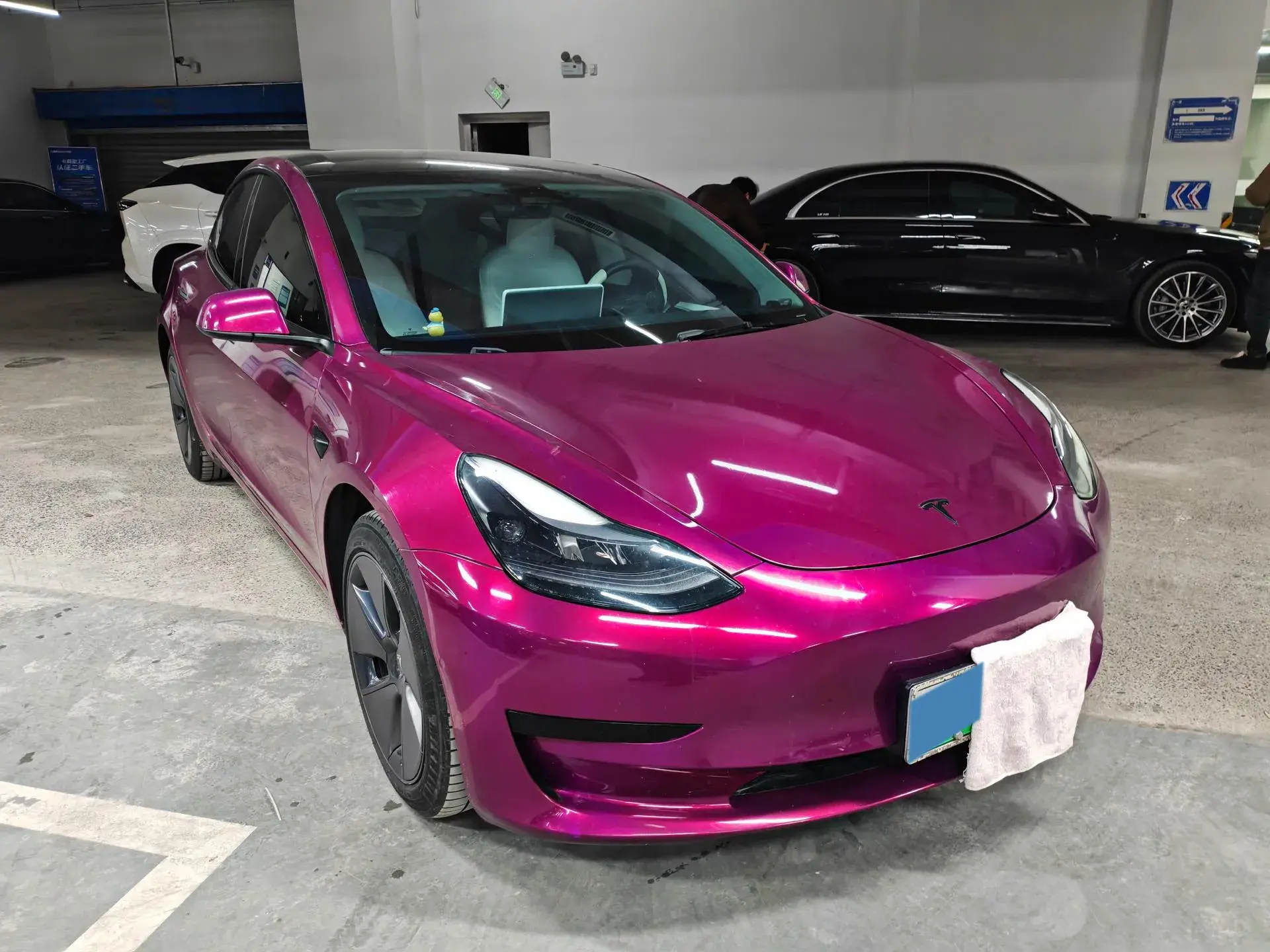 2022 TESLA MODEL thumbnail 2