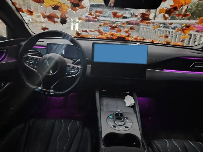 2024 BYD SEAL thumbnail 3