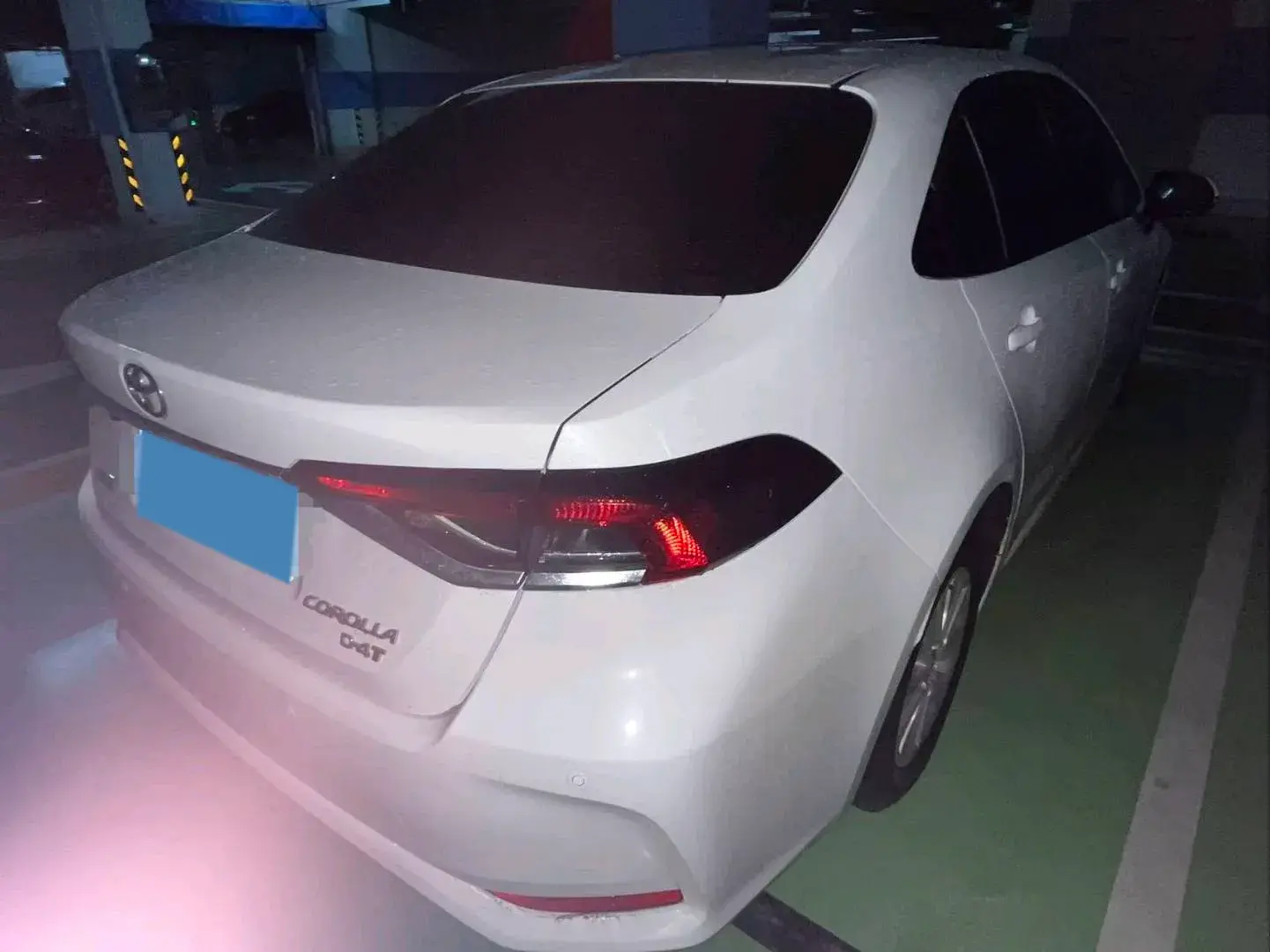 2019 TOYOTA COROLLA thumbnail 4