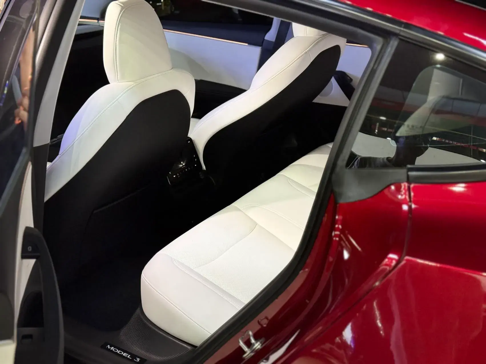 2023 TESLA MODEL thumbnail 3