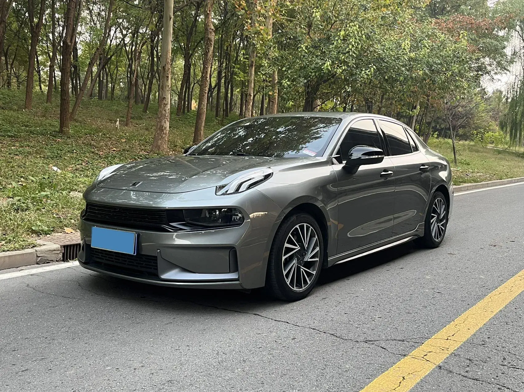 2021 LYNK&CO 03 view 1