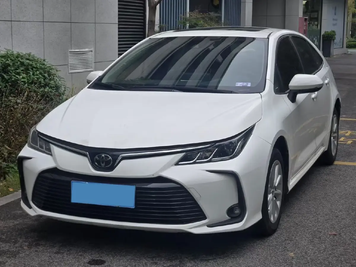 2021 Toyota Corolla 1.2T 116HP L4 CVT
