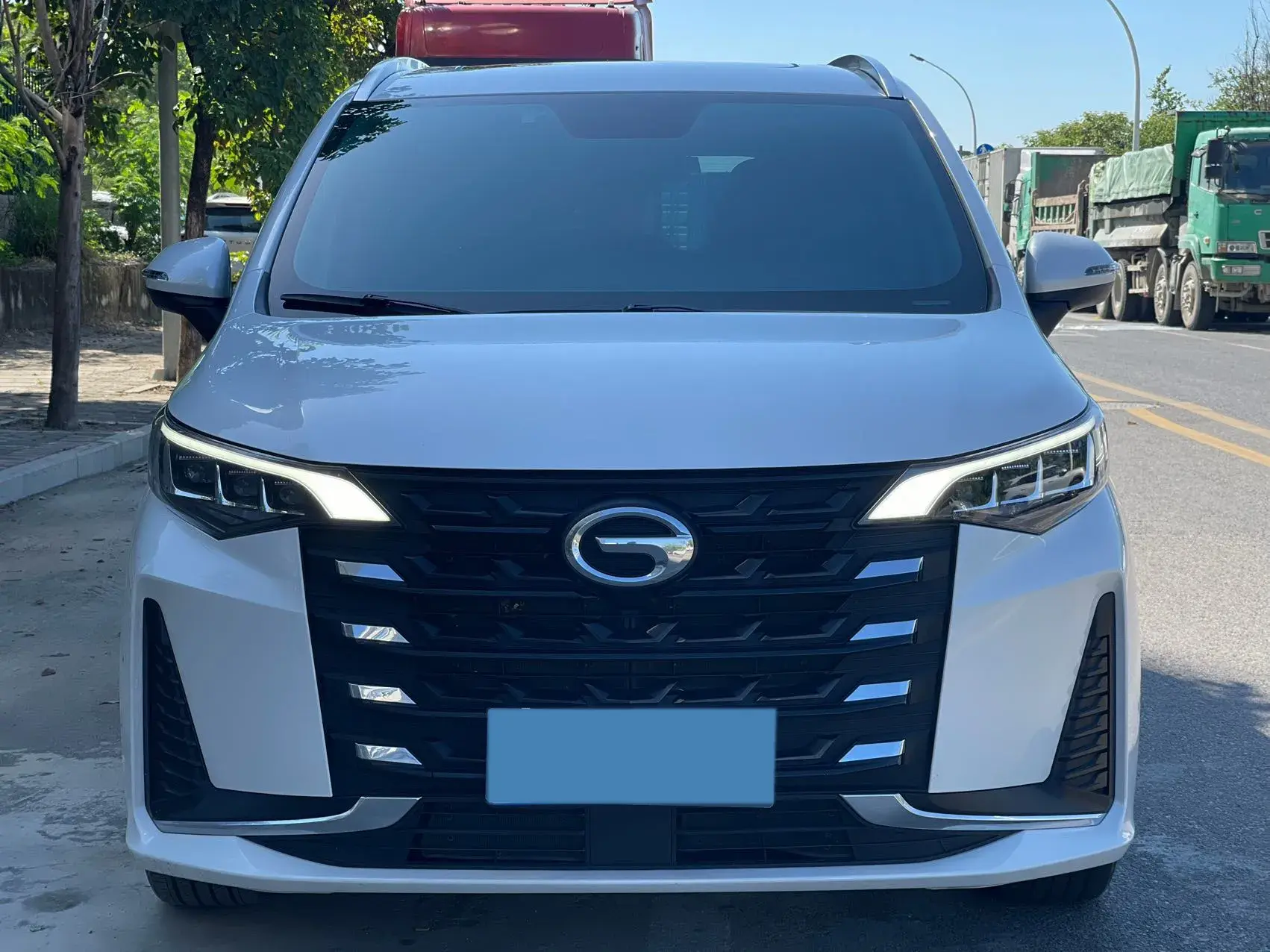 2023 GAC TRUMPCHI thumbnail 3
