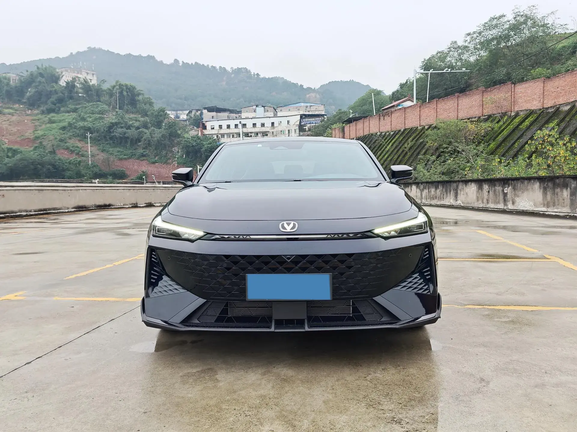 2025 CHANGAN UNI-V thumbnail 2