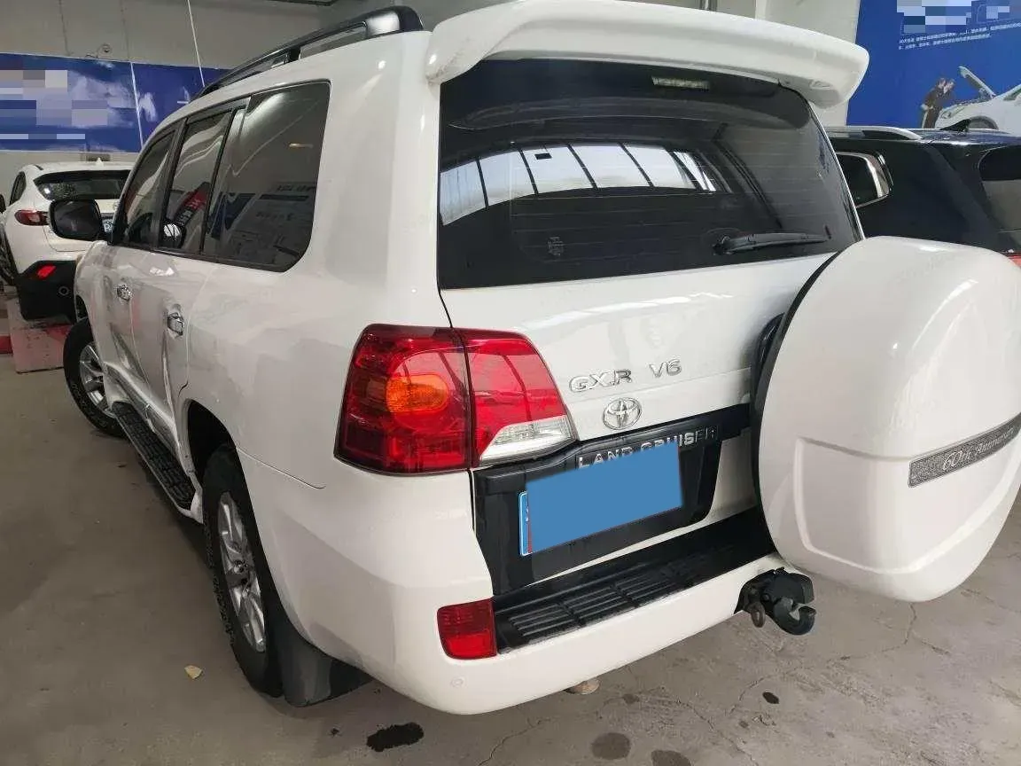2012 Toyota Land Cruiser 4.0L 275HP V6 5AT,autocango,china used car exporter,china ev exporter,chinese used car exporter,chinese used ev exporter