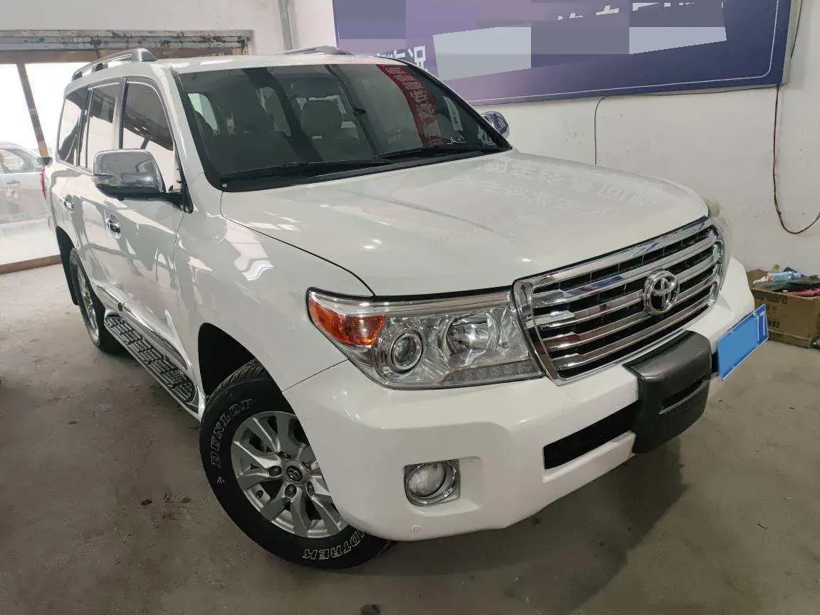 2012 Toyota Land Cruiser 4.0L 275HP V6 5AT,autocango,china used car exporter,china ev exporter,chinese used car exporter,chinese used ev exporter