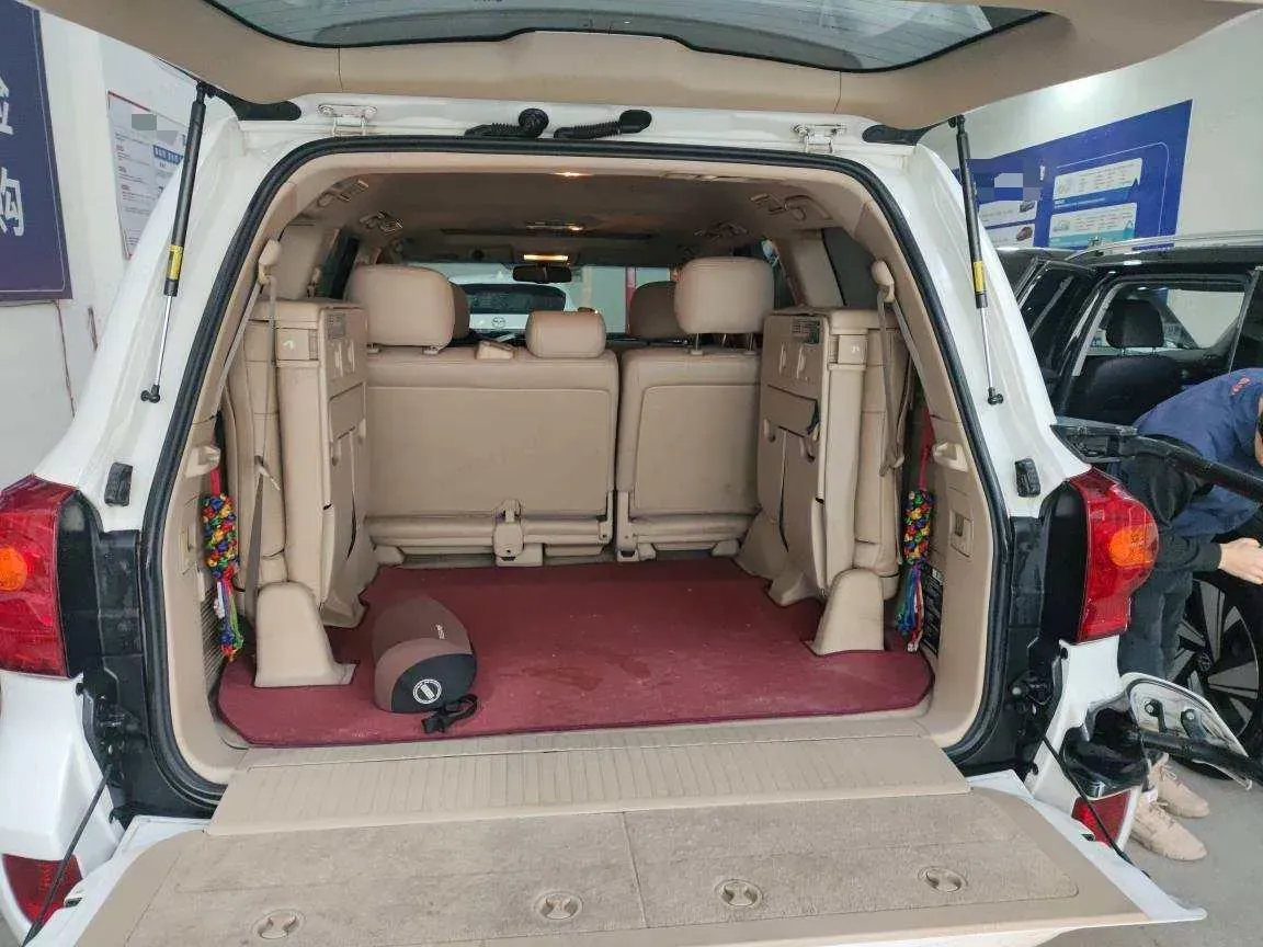 2012 Toyota Land Cruiser 4.0L 275HP V6 5AT,autocango,china used car exporter,china ev exporter,chinese used car exporter,chinese used ev exporter