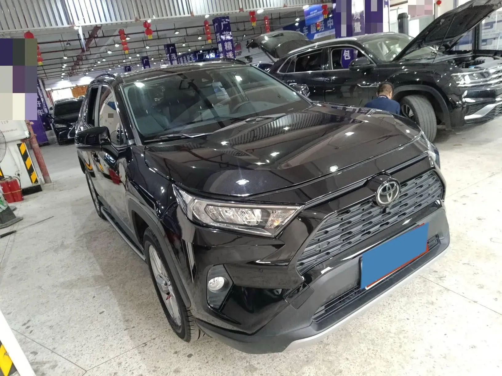 2022 TOYOTA RAV4 thumbnail 4