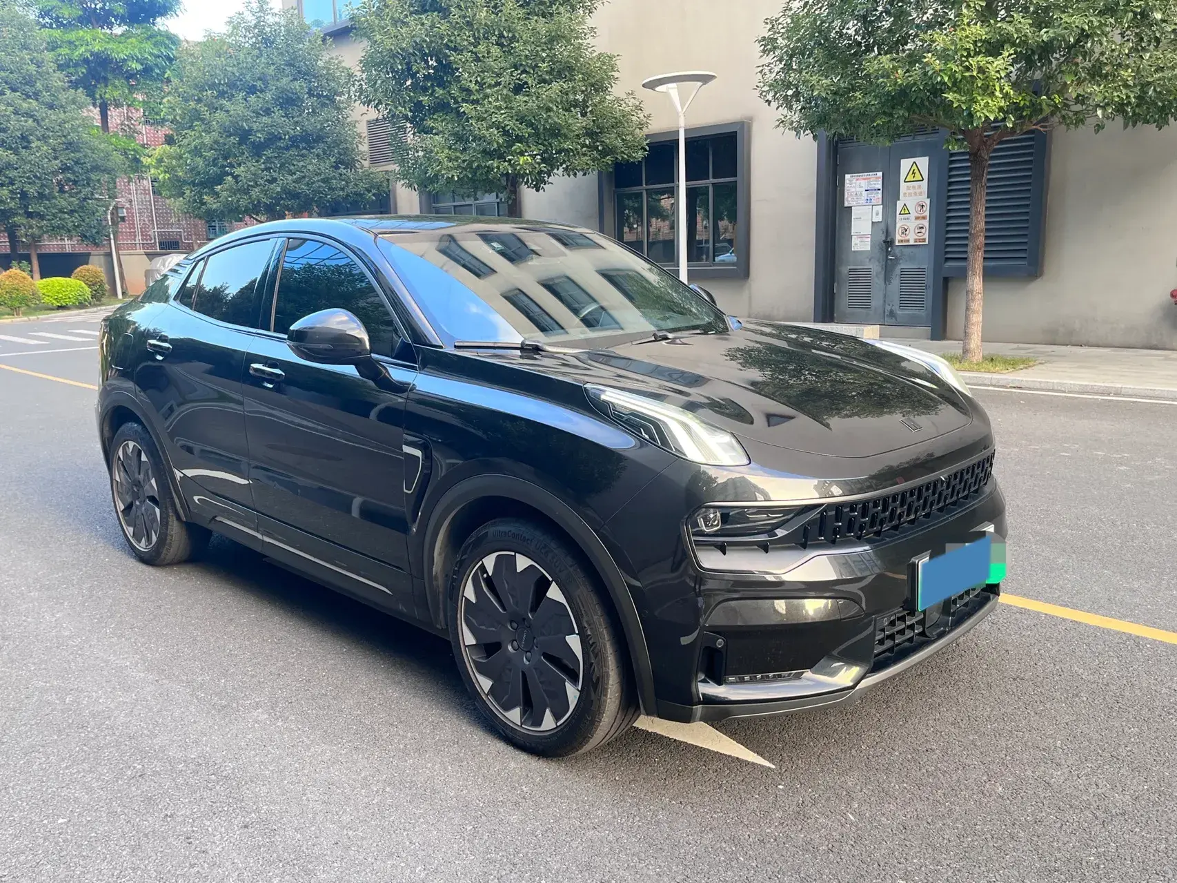 2021 LYNK&CO 05 thumbnail 3