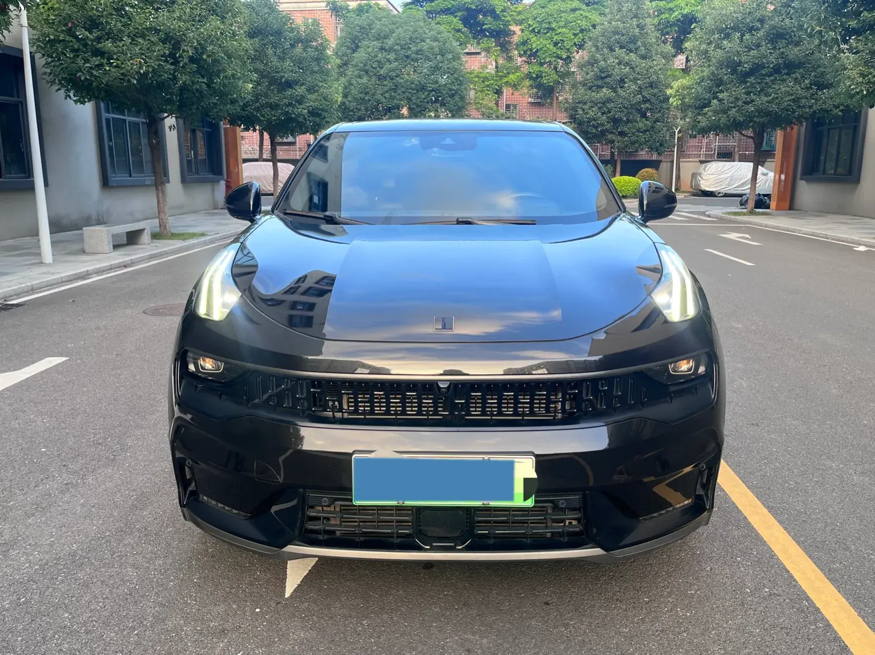 2021 LYNK&CO 05 thumbnail 2