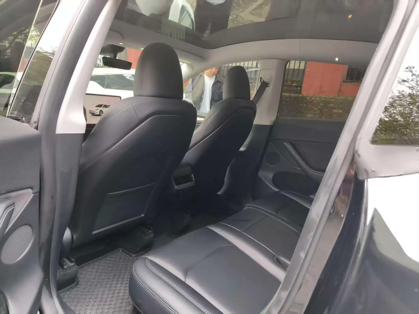 2022 TESLA MODEL thumbnail 4