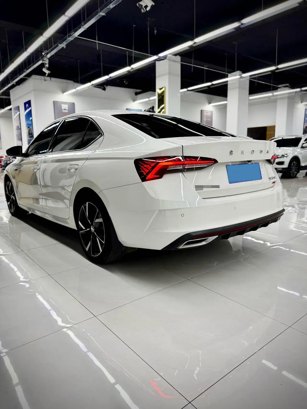 2022 SKODA OCTAVIA thumbnail 4