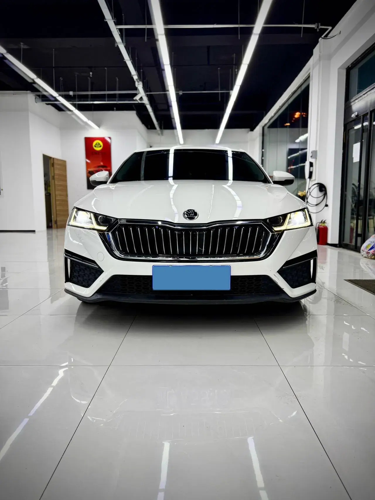 2022 SKODA OCTAVIA thumbnail 2