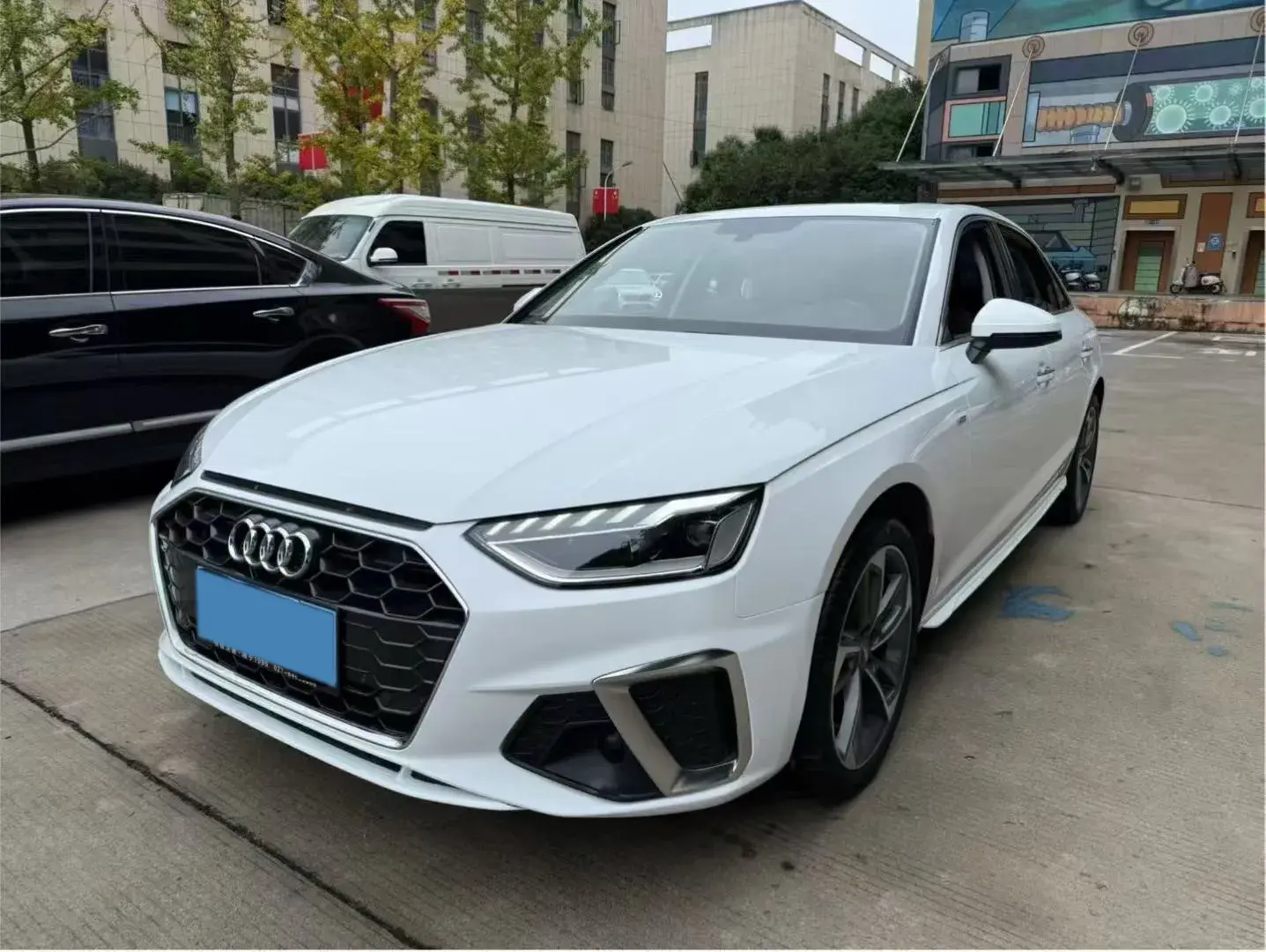 2020 AUDI A4L view 1