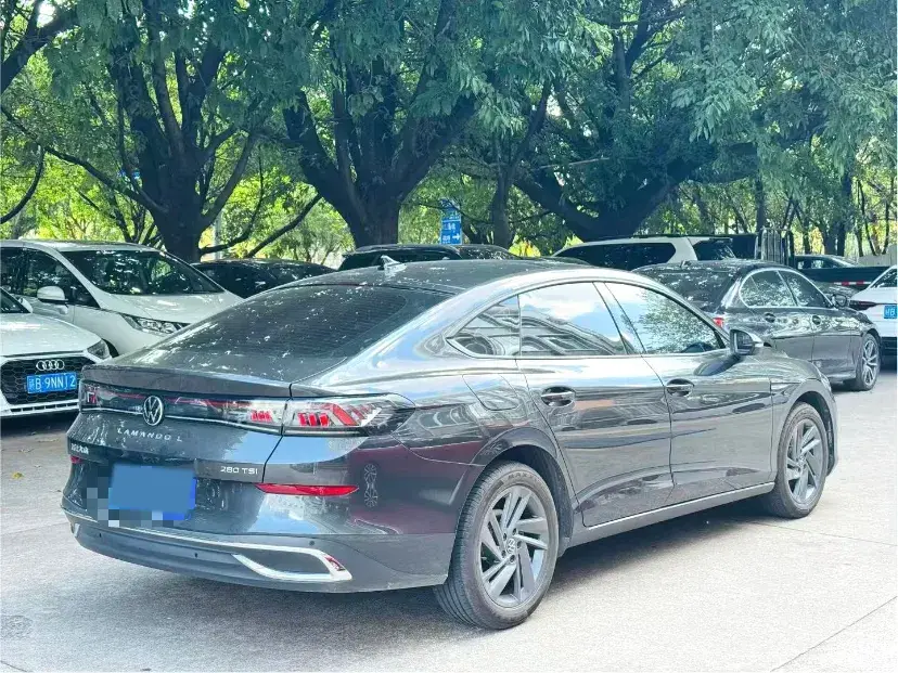 2024 VOLKSWAGEN LAMANDO thumbnail 2