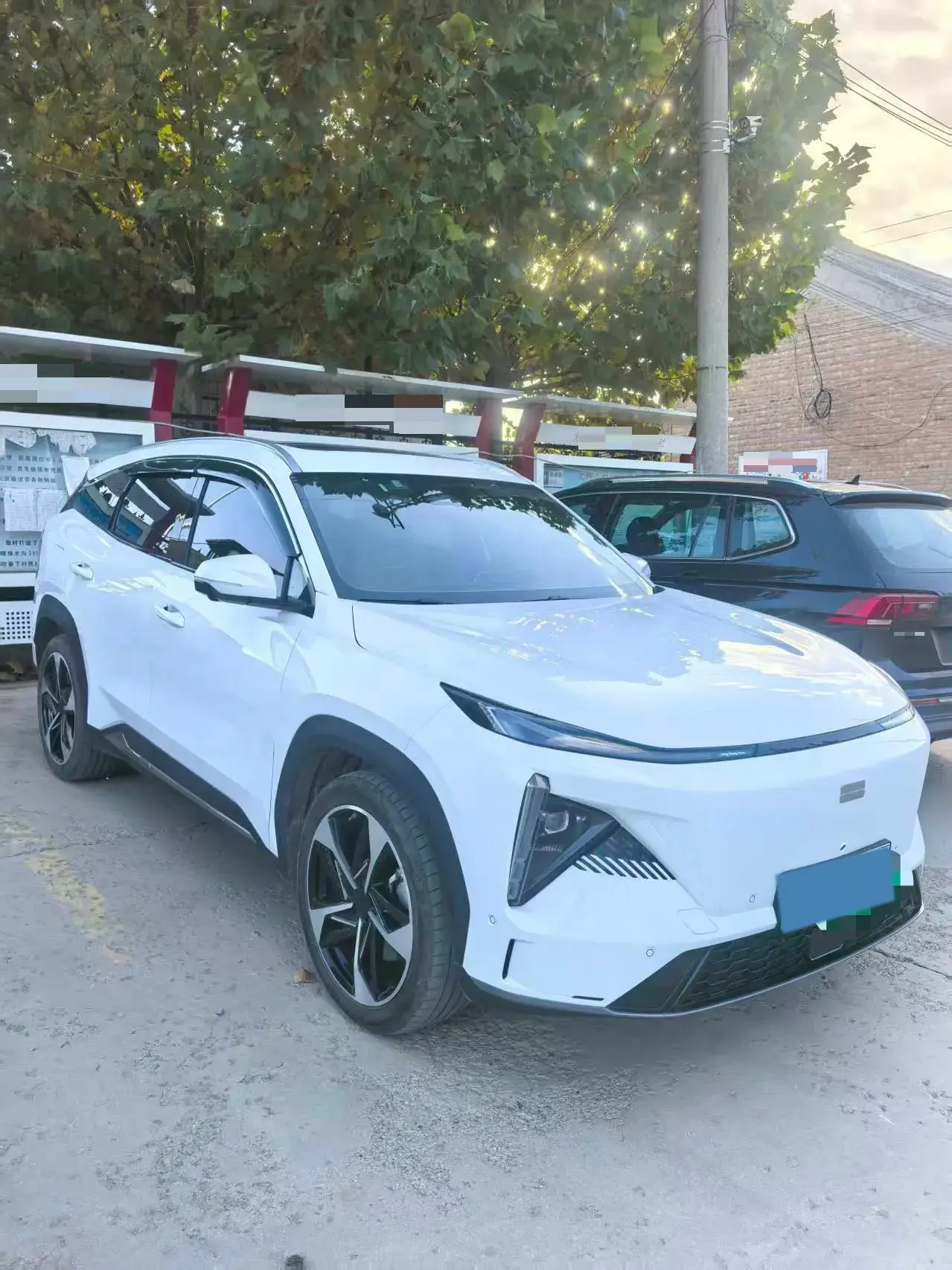 2024 GEELY GALAXY thumbnail 2