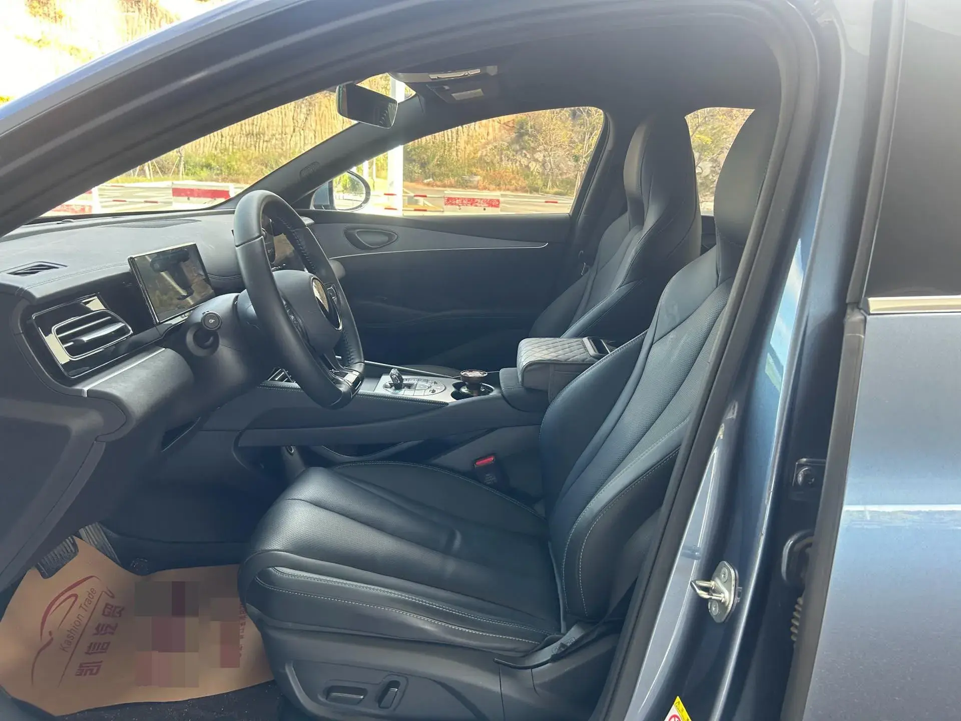 2024 BYD SEAL thumbnail 4