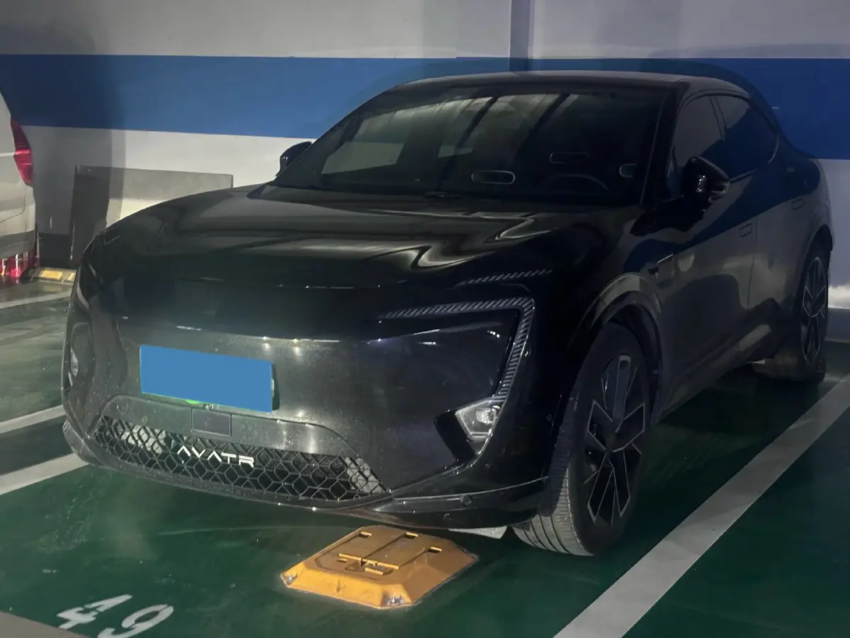 2025 Avatr 11 1.5T 156HP L4 REEV 39.05KWH