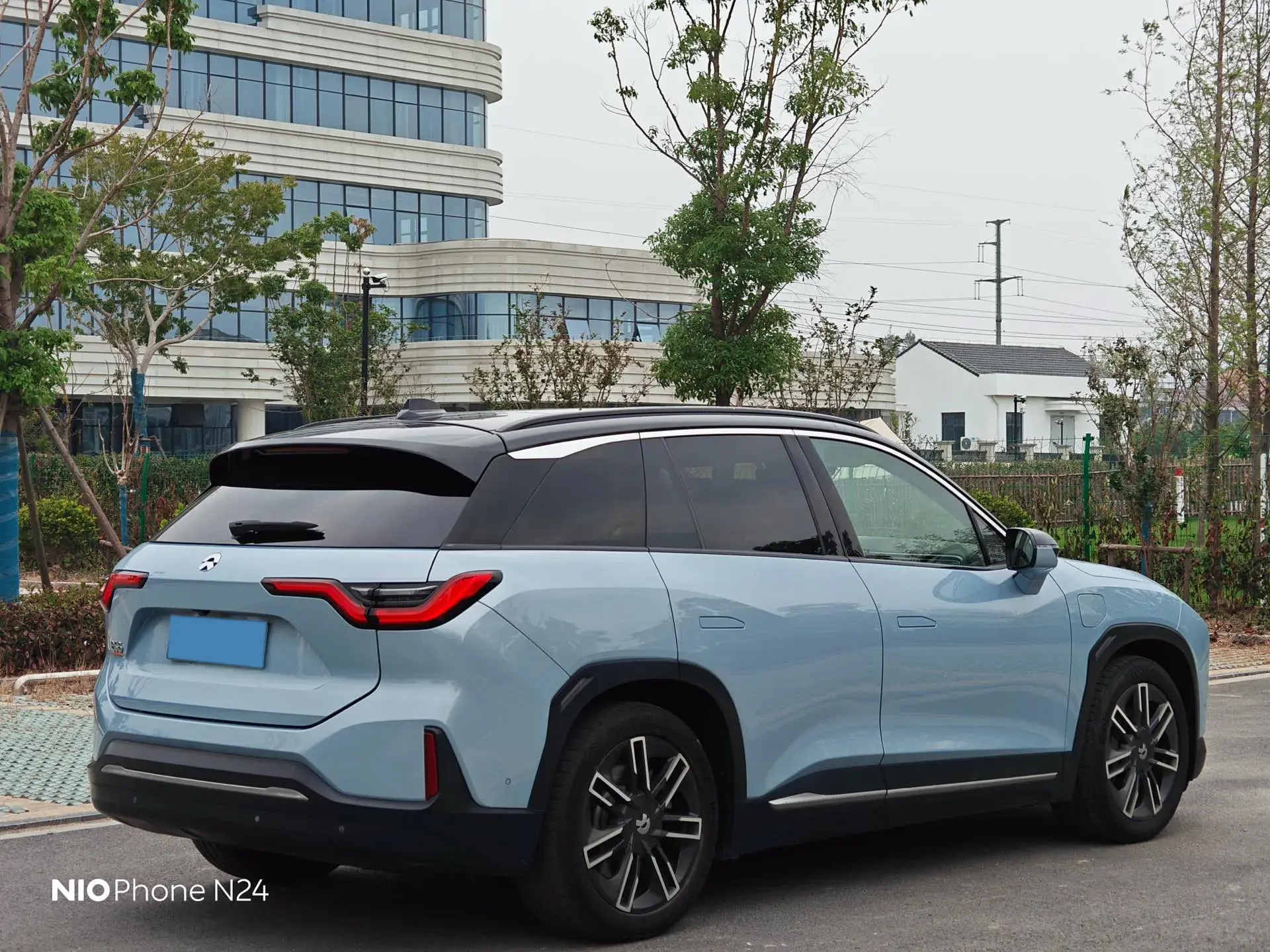 2020 NIO ES6 thumbnail 3