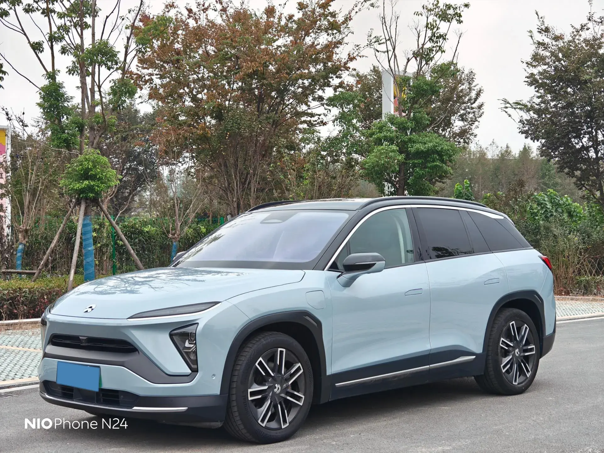 2020 NIO ES6 view 1