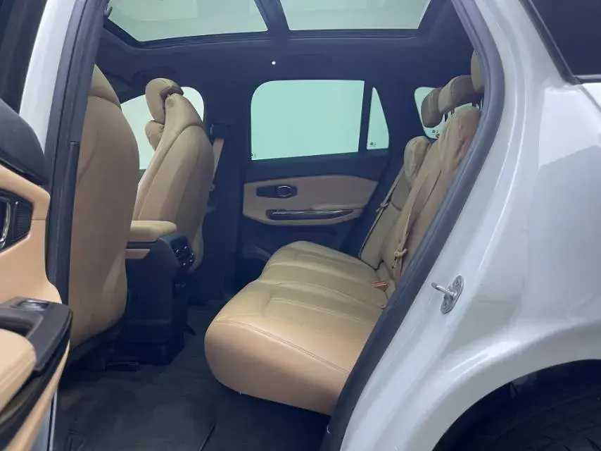 2020 NIO ES6 thumbnail 4