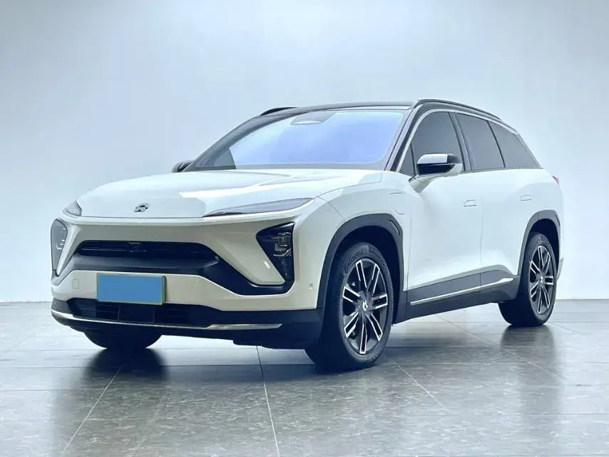 2020 NIO ES6 view 1
