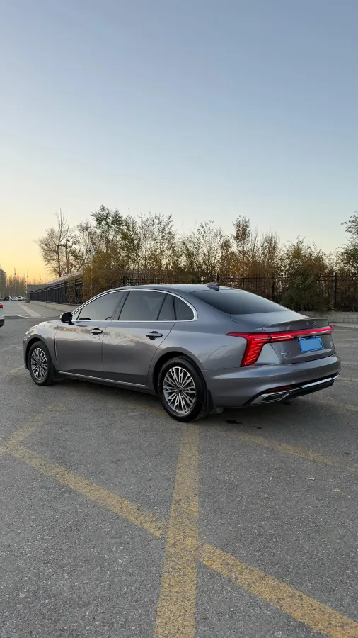 2023 HongQi H5 1.5T 169HP L4 7DCT,autocango,china used car exporter,china ev exporter,chinese used car exporter,chinese used ev exporter