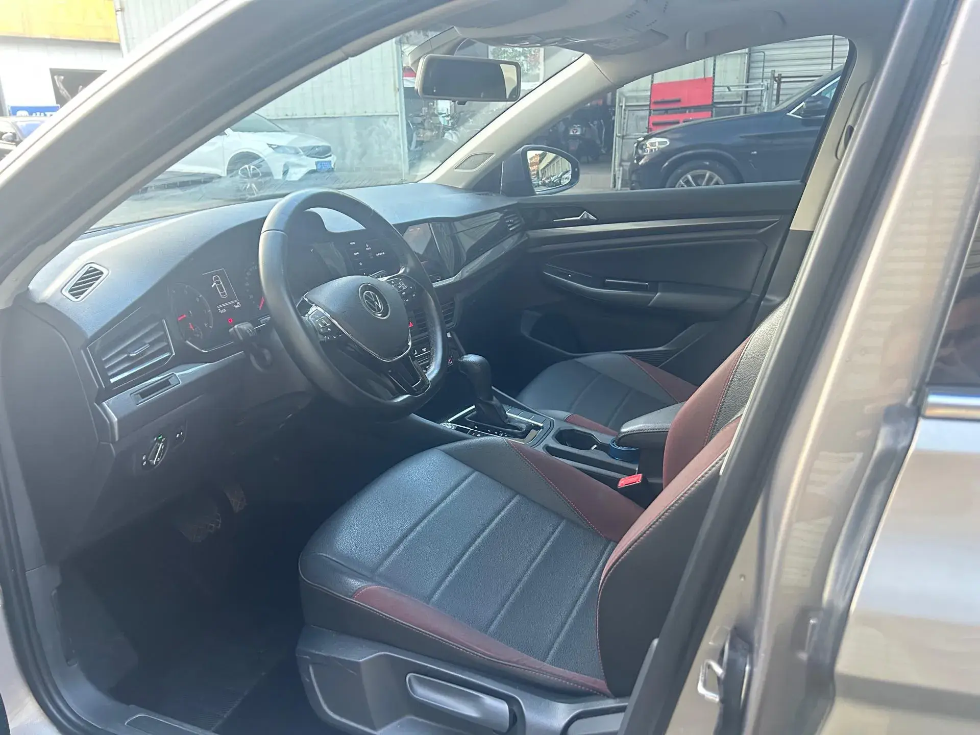 2020 VOLKSWAGEN BORA thumbnail 4