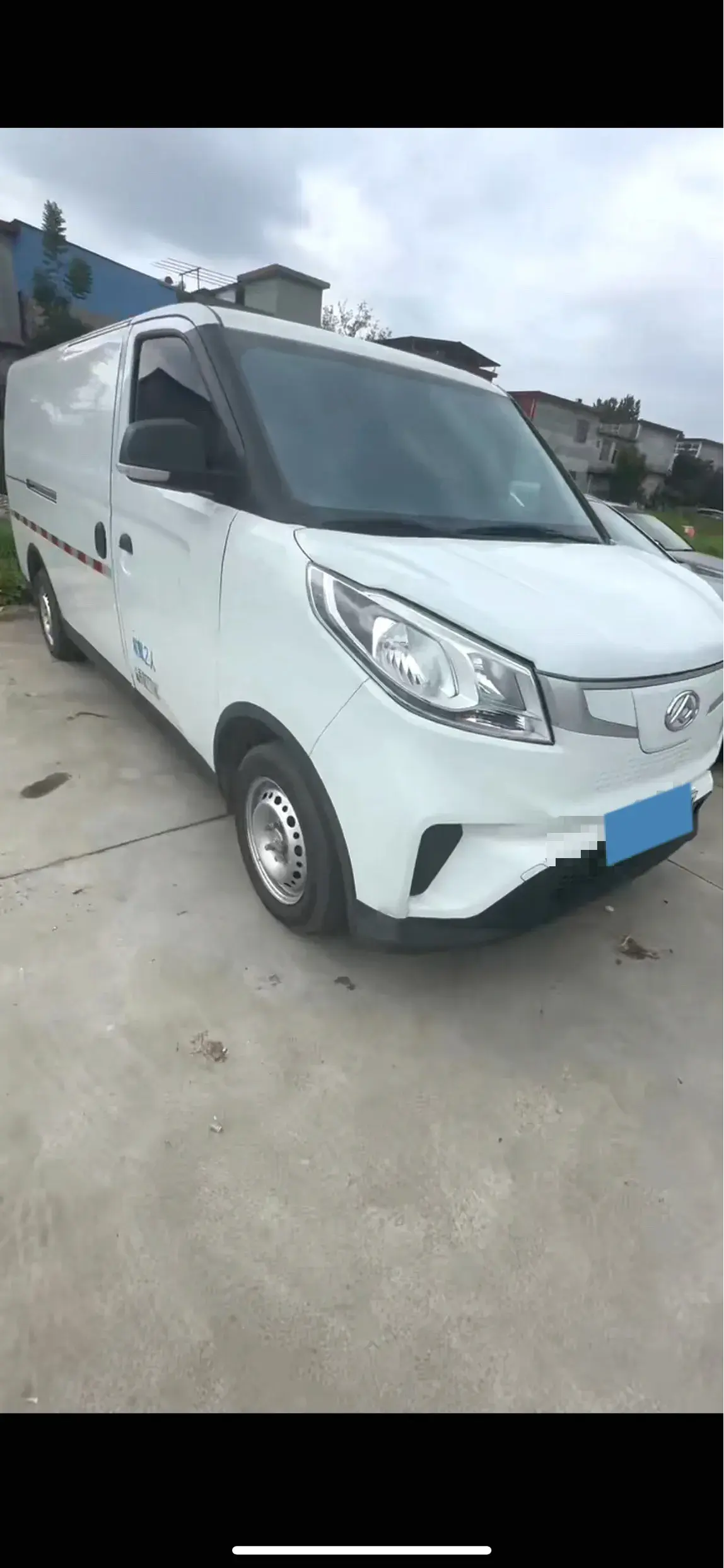 2023 MAXUS EV30 thumbnail 2