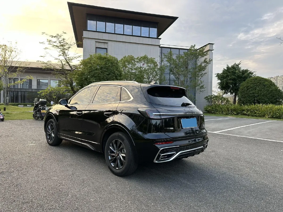 2023 HongQi HS5 2.0T 252HP L4 8AT,autocango,china used car exporter,china ev exporter,chinese used car exporter,chinese used ev exporter