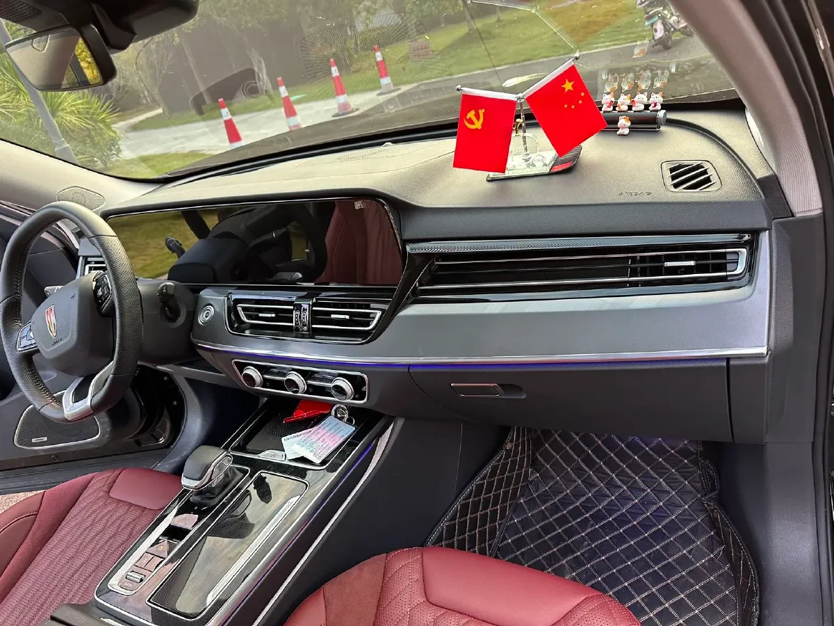 2023 HongQi HS5 2.0T 252HP L4 8AT,autocango,china used car exporter,china ev exporter,chinese used car exporter,chinese used ev exporter