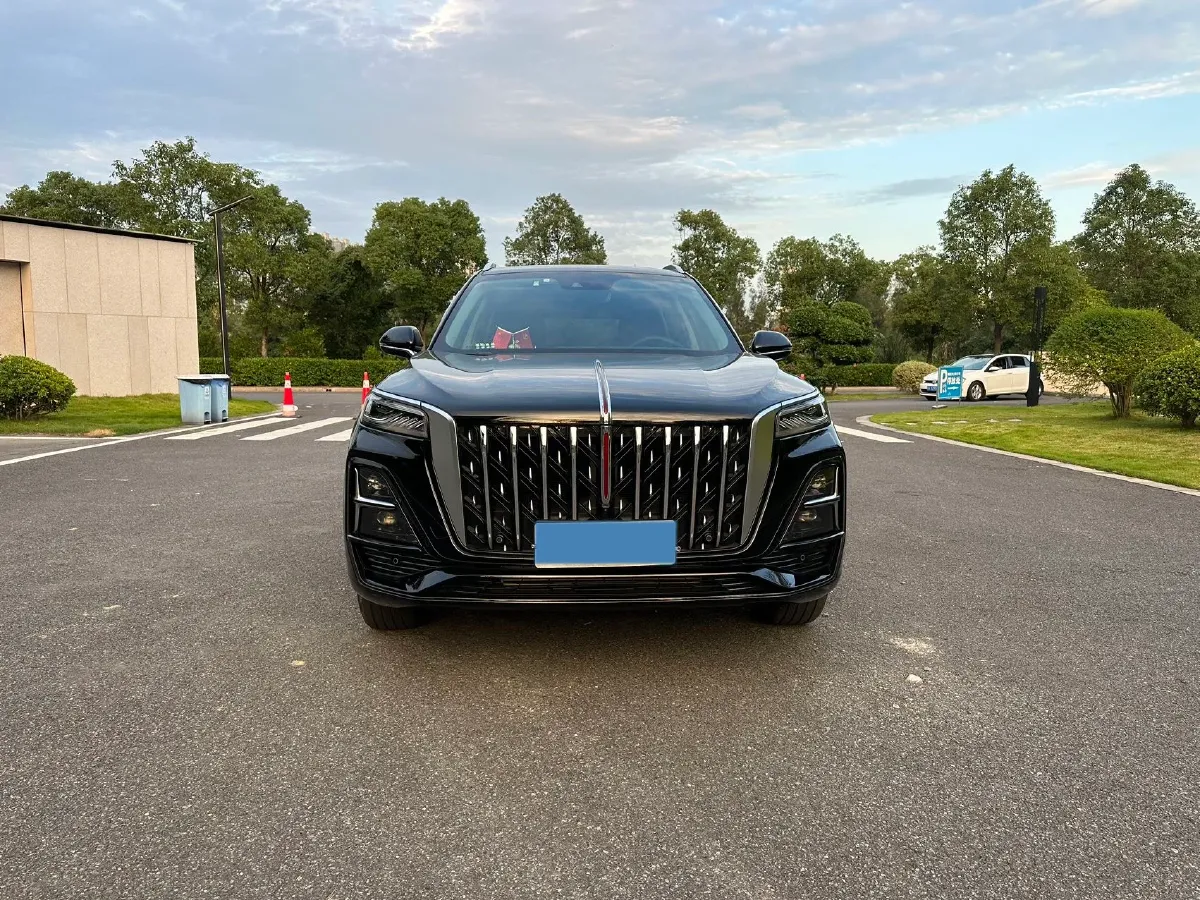 2023 HongQi HS5 2.0T 252HP L4 8AT,autocango,china used car exporter,china ev exporter,chinese used car exporter,chinese used ev exporter