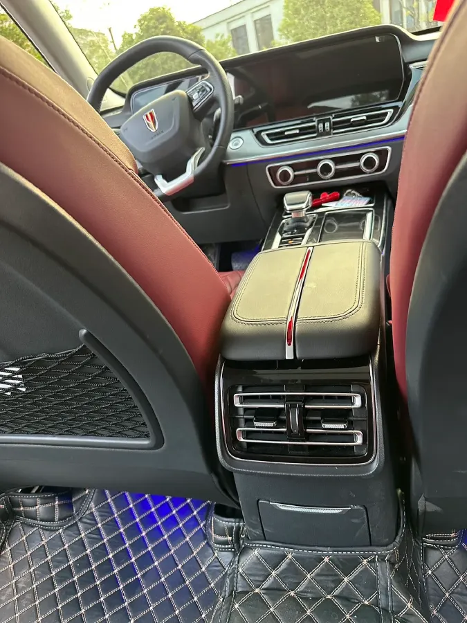 2023 HongQi HS5 2.0T 252HP L4 8AT,autocango,china used car exporter,china ev exporter,chinese used car exporter,chinese used ev exporter