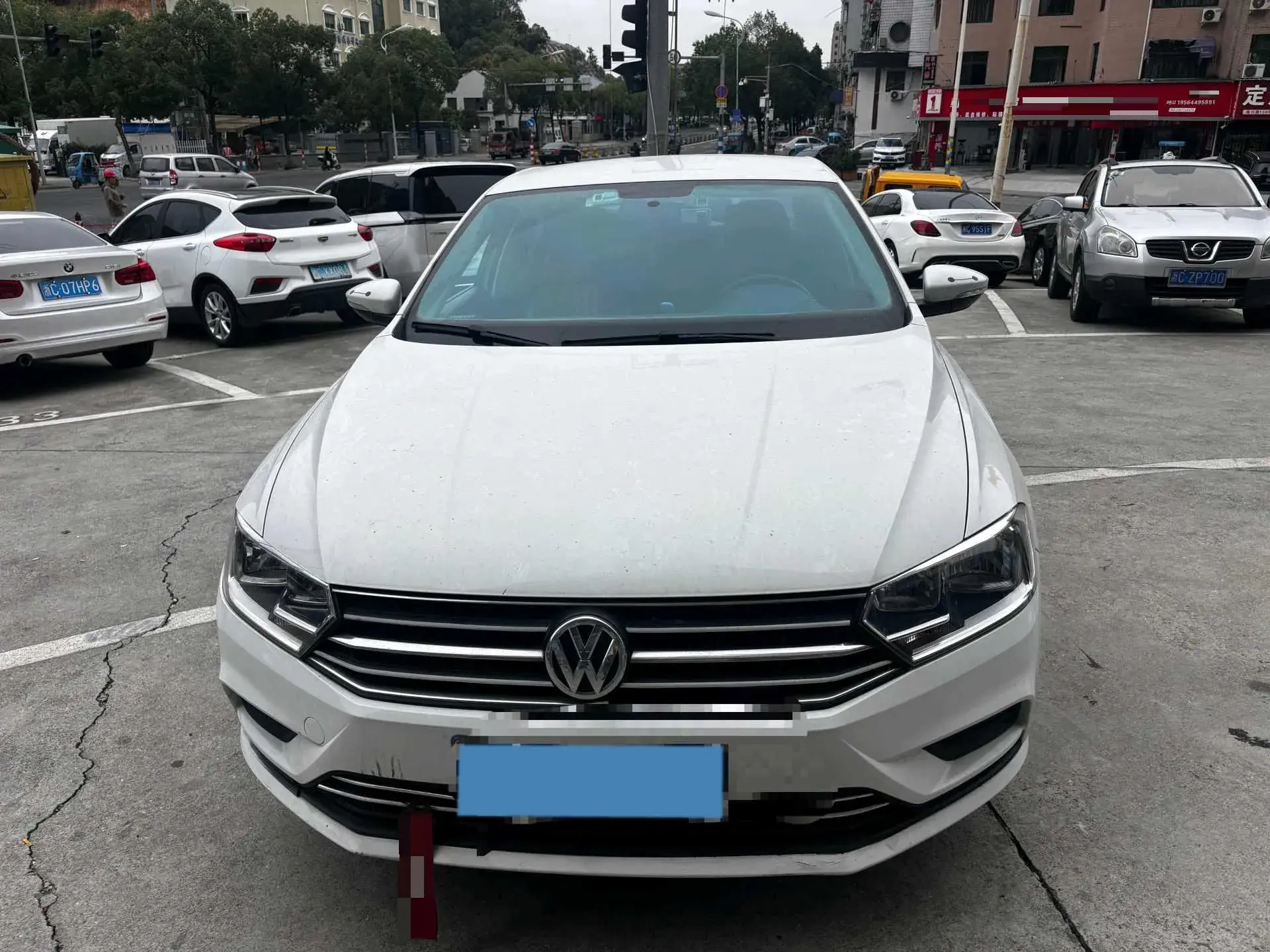 2019 VOLKSWAGEN BORA thumbnail 2