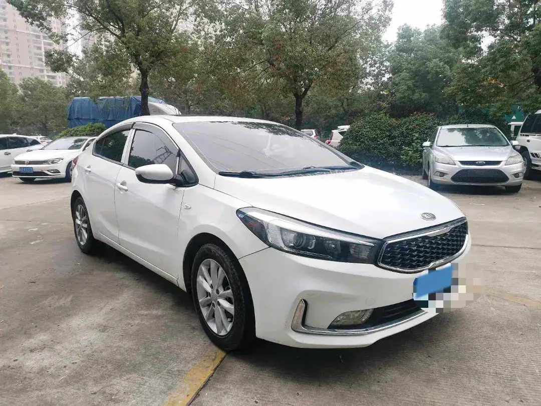 2017 KIA K3 thumbnail 3