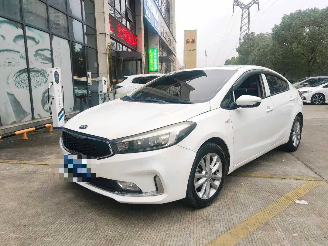 2017 KIA K3 view 1