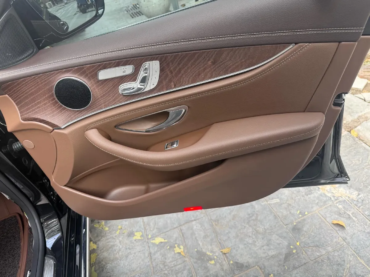 2021 Mercedes-Benz E Class 2.0T 258HP L4 9AT,autocango,china used car exporter,china ev exporter,chinese used car exporter,chinese used ev exporter