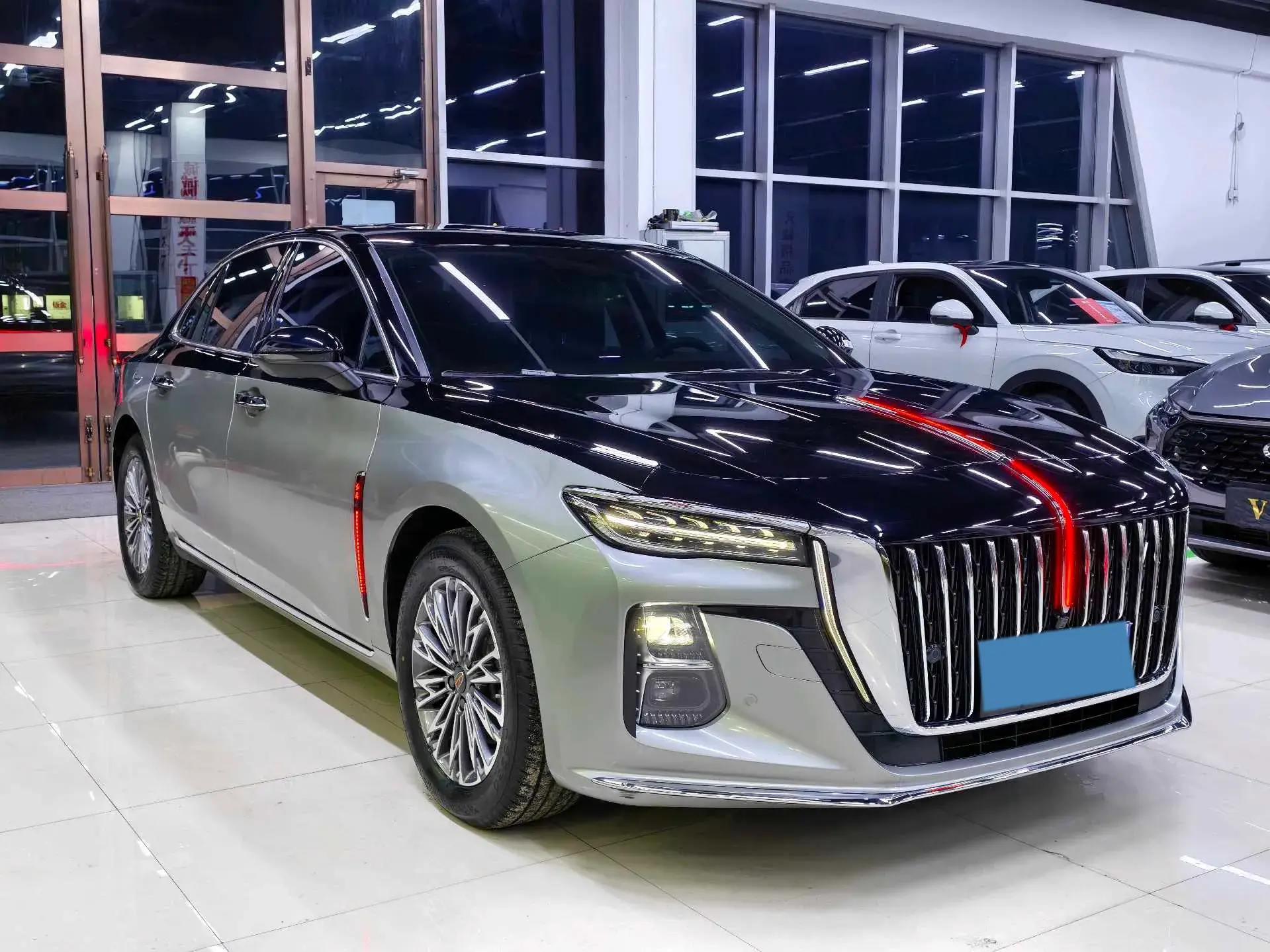 2024 HONGQI H5 thumbnail 3