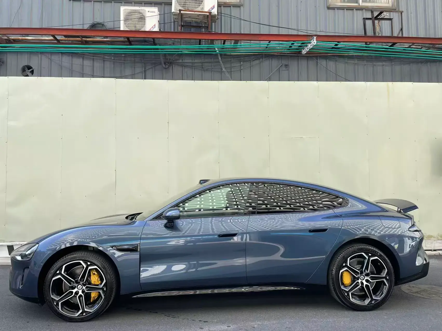 2024 MI SU7 thumbnail 2