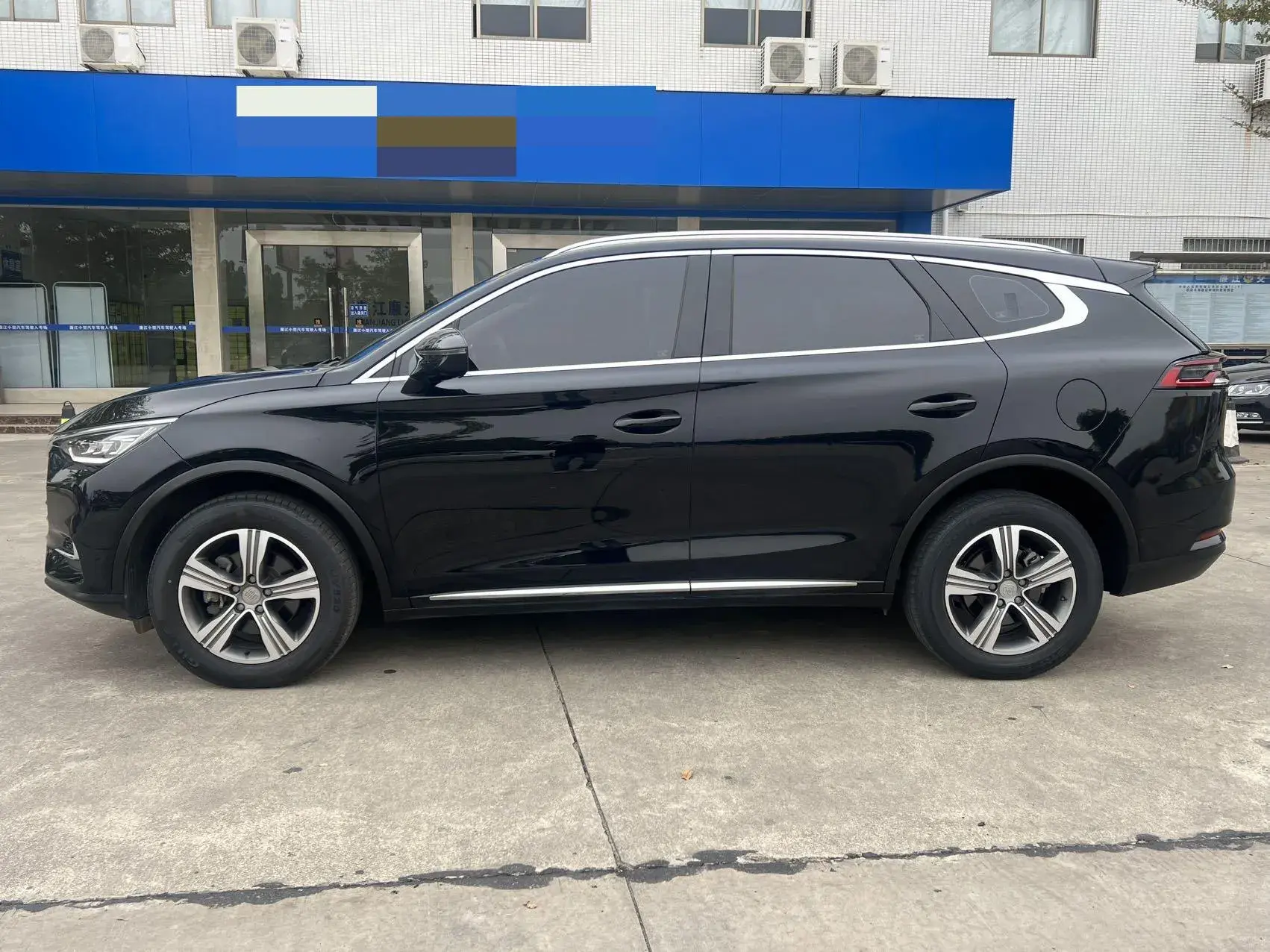 2019 BYD TANG thumbnail 3