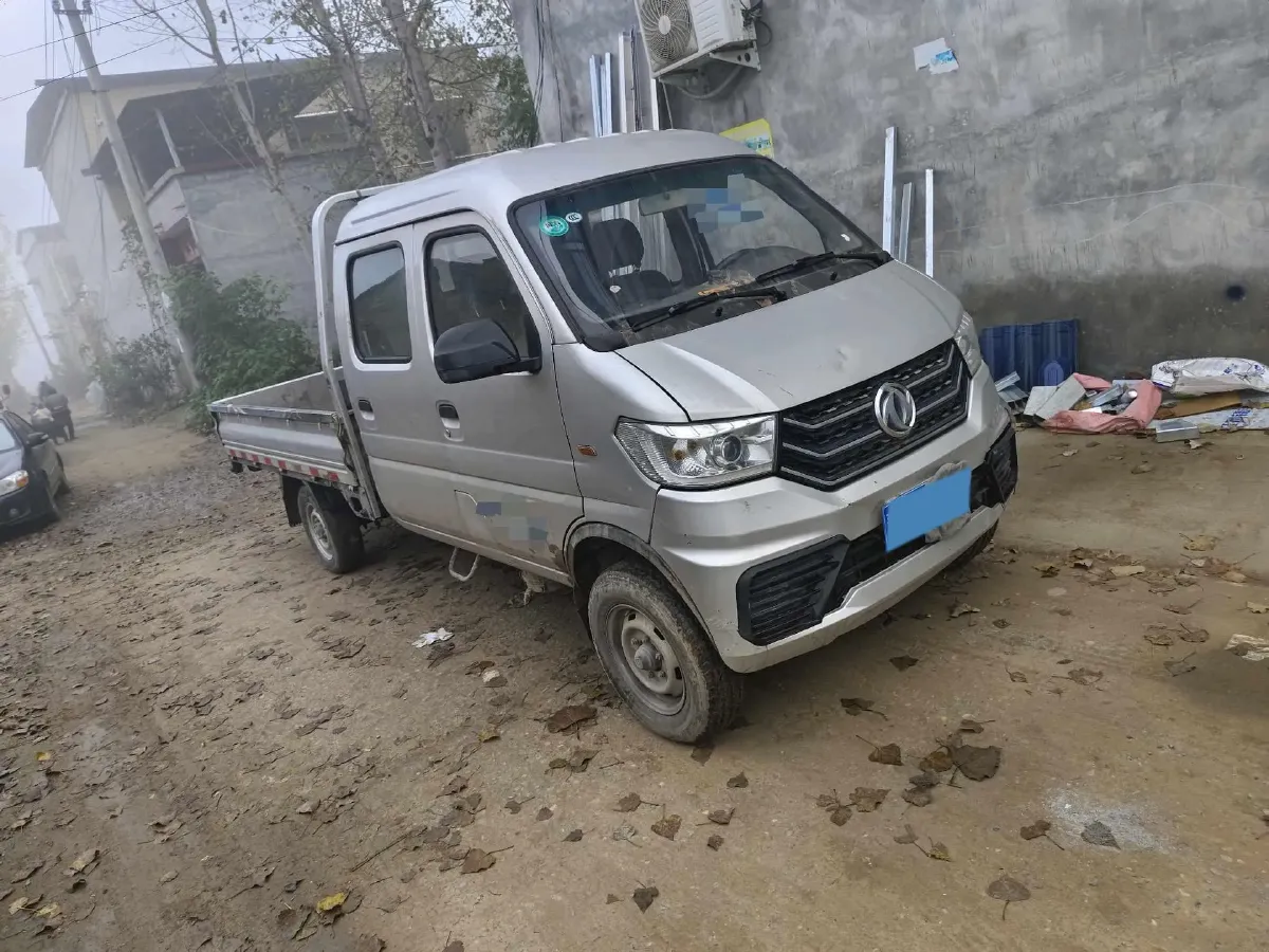 2023 DongFeng DFSK D71 1.6L 122HP L4 5MT,autocango,china used car exporter,china ev exporter,chinese used car exporter,chinese used ev exporter