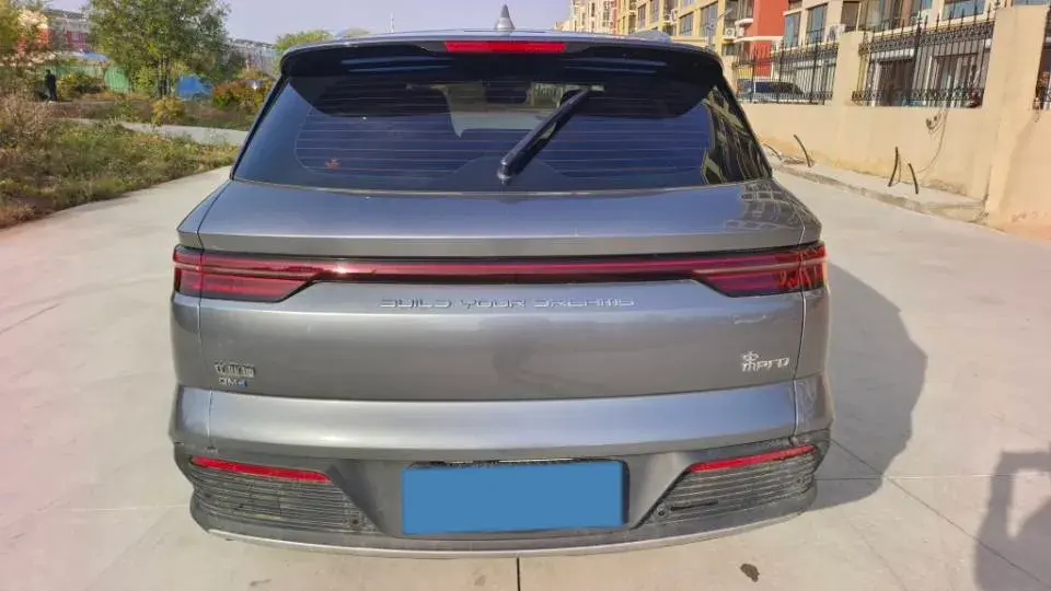 2024 BYD SONG thumbnail 4