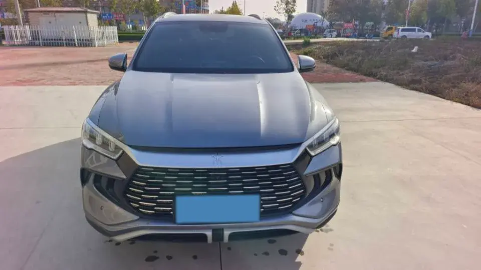 2024 BYD SONG thumbnail 3